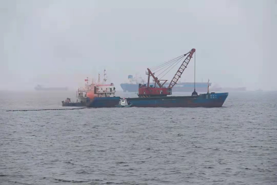 【2021/8/31】海乐公司参与2021年大连湾海底隧道工程安全保障综合应急演习成功举办(图3) 【2021/8/31】海乐公司参与2021年大连湾海底隧道工程安全保障综合应急演习成功举办(图3)